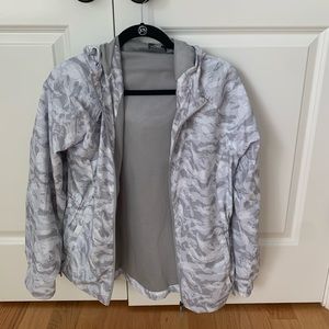 New balance wind breaker/ rain coat